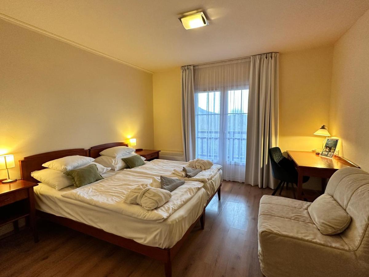 Szent Orban Erdei Wellness Hotel Es Residence Kóspallag エクステリア 写真