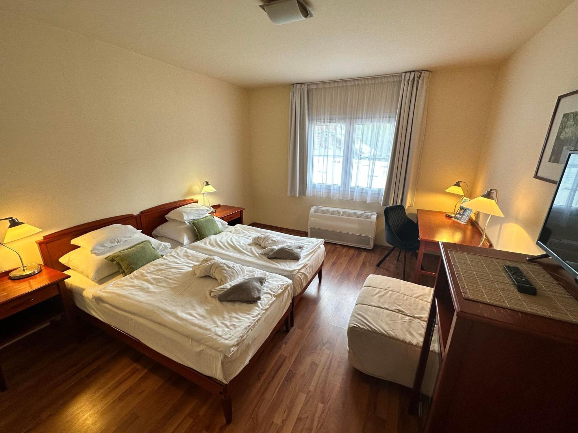 Szent Orban Erdei Wellness Hotel Es Residence Kóspallag エクステリア 写真