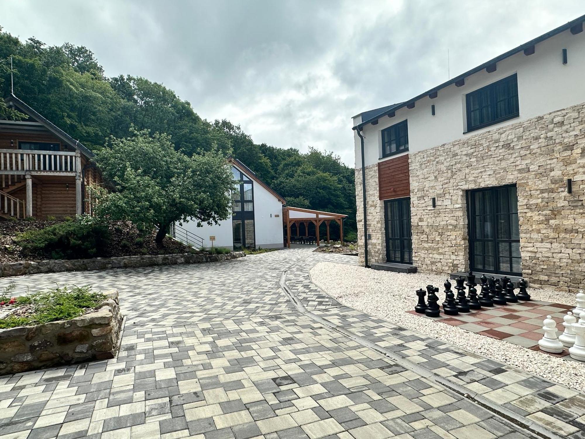 Szent Orban Erdei Wellness Hotel Es Residence Kóspallag エクステリア 写真